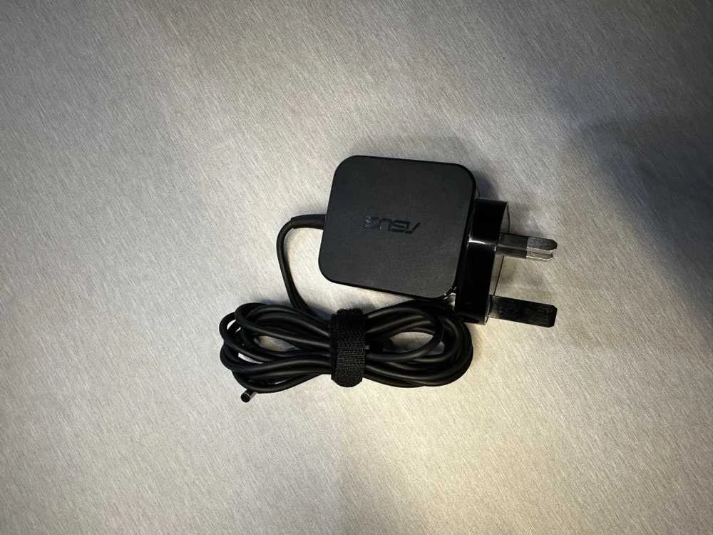 Asus AD2131M20 originalus įkroviklis 19v 1.75a 33w