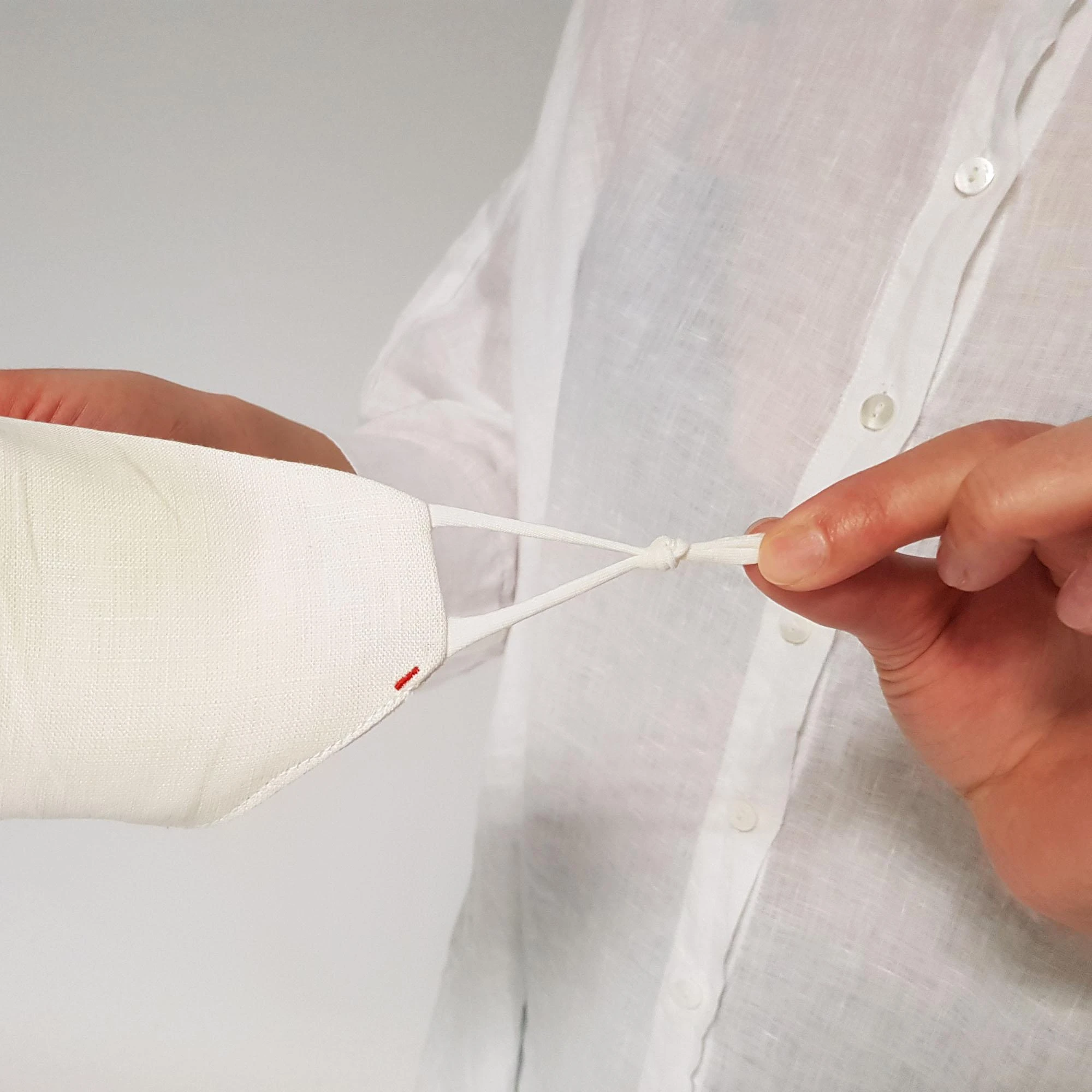 Daugkartinė Naudojimo apsauginė kaukė | 4 sluoksniai | 100% linas | Sterilizuota