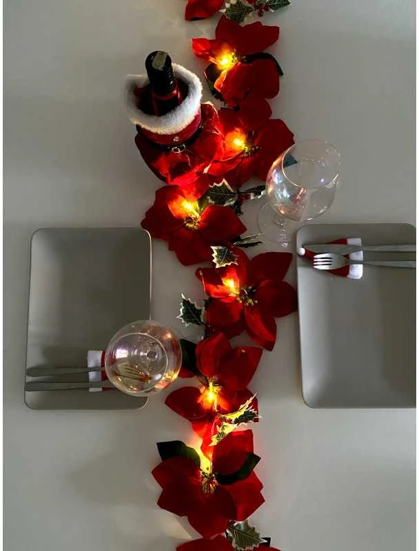 Kalėdinės puansetijos dekoracijos girliandos 2m 10 LED