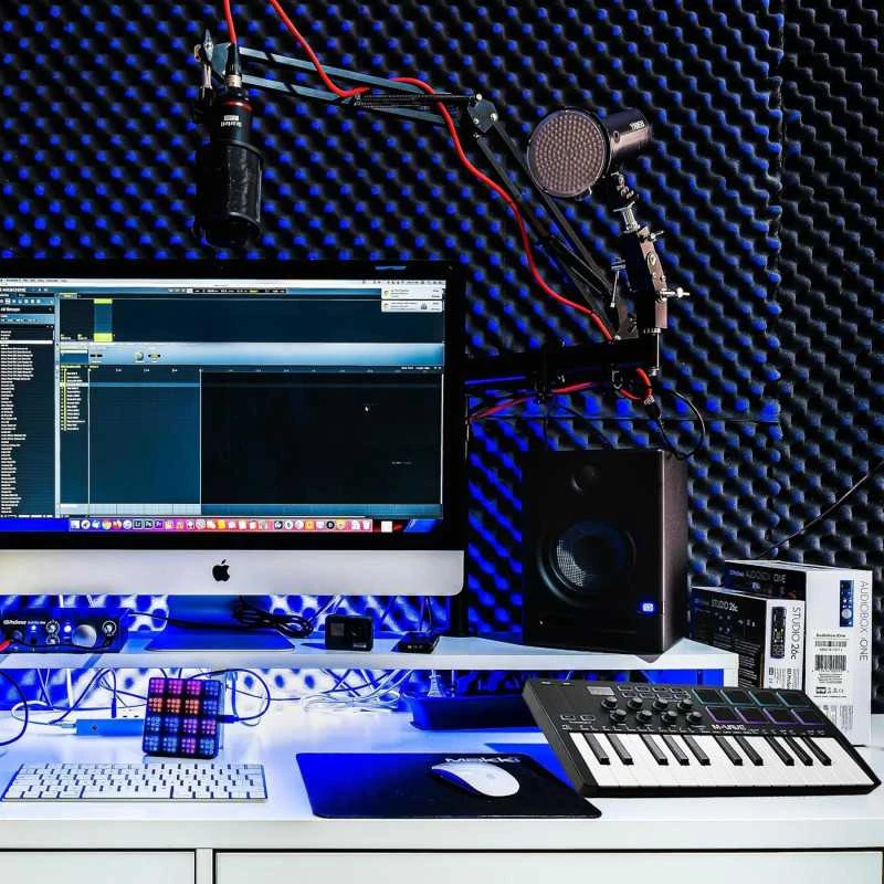 M-VAVE SMK-25 MIDI Keyboard Controller – 25 klavišų muzikos kūrimo kontroleris su 8 RGB pad’ais ir Bluetooth