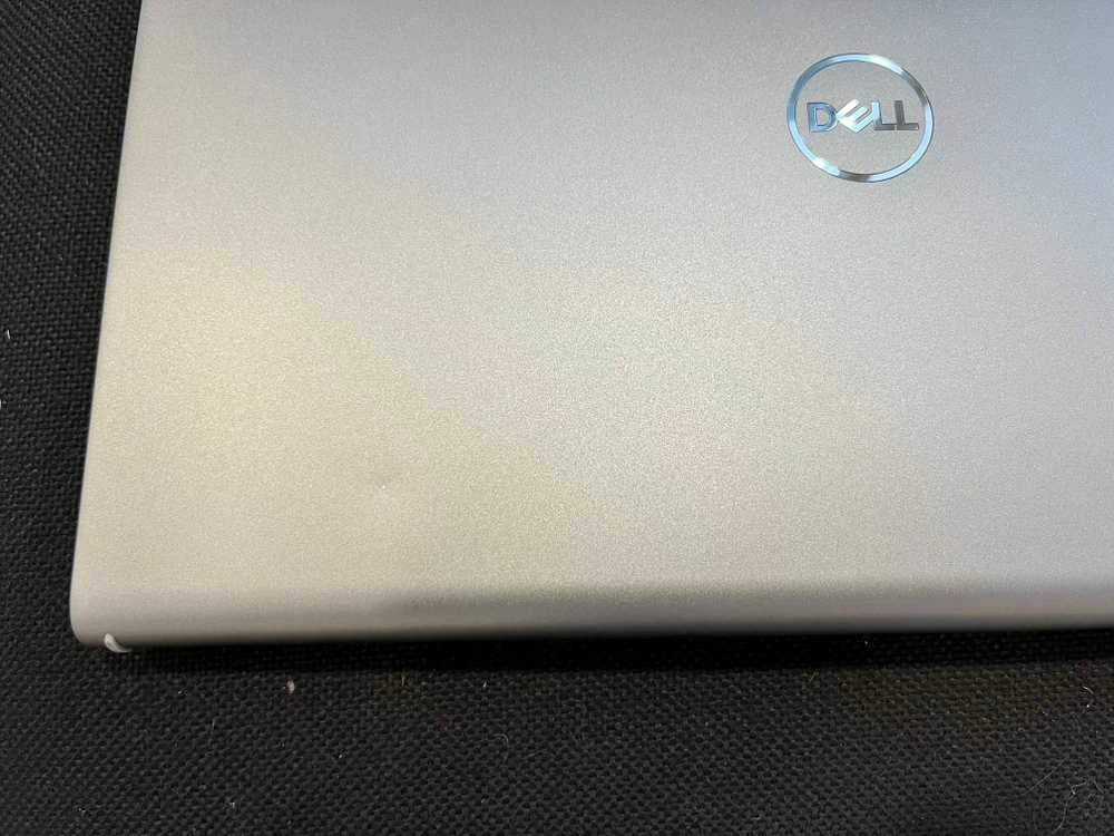 Nešiojamas kompiuteris Dell Vostro 14 3430 - 14" Full HD 1920x1080 WVA Matinis ekranas / Intel i7-1355U iki 5.0GHz (10 branduolių) / 16GB DDR4 3200mhz / 512GB SSD M.2 NVMe PCIe 3.0 / Intel Iris Xe Graphics / WIFI 5 + Bluetooth / HDMI / USB Type-C / RJ45 / Šviečianti klaviatūra / Windows 11 Pro + DOVANA Riva dėklas (Atnaujinta)