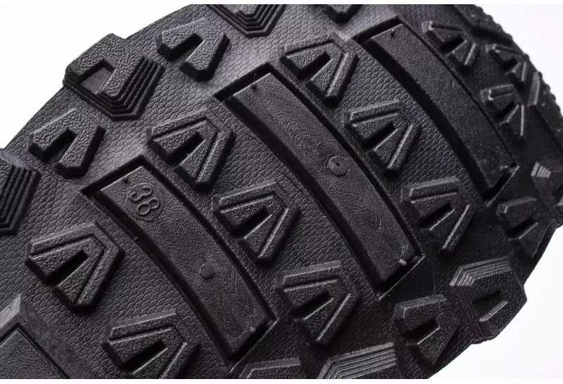 Buty moterims Lee Cooper juoda LCJ-22-44-1362LA (36)