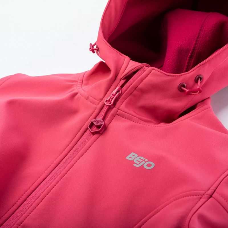 Vaikiška softshell striukė su reguliuojamu gobtuvu Bejo