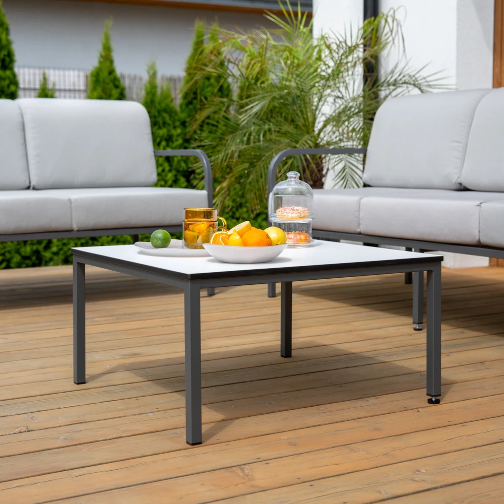 Agatas sodo stalas 68 x 68 cm PATIO
