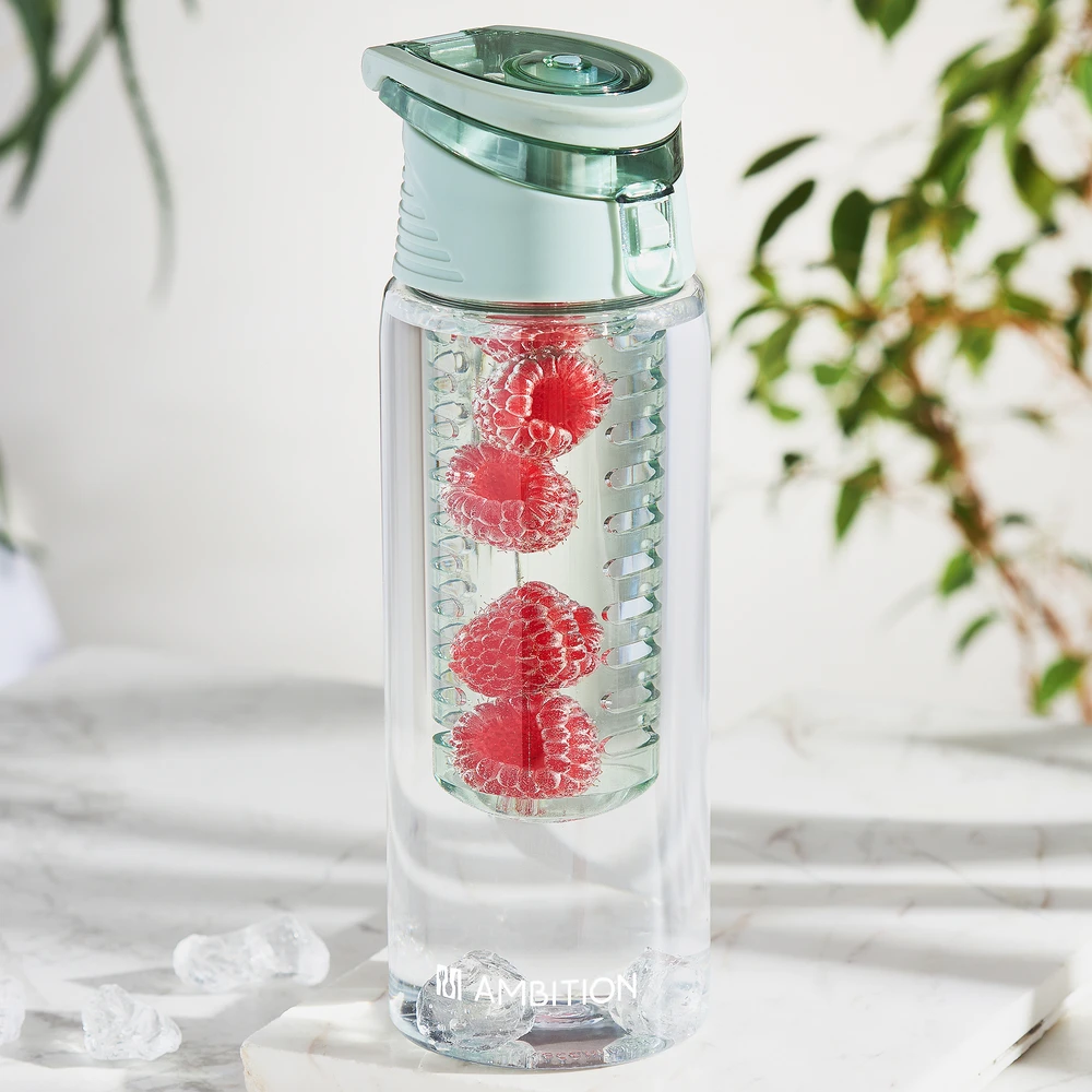 Gertuvė Fruta vandens buteliukas 700 ml Sage AMBITION