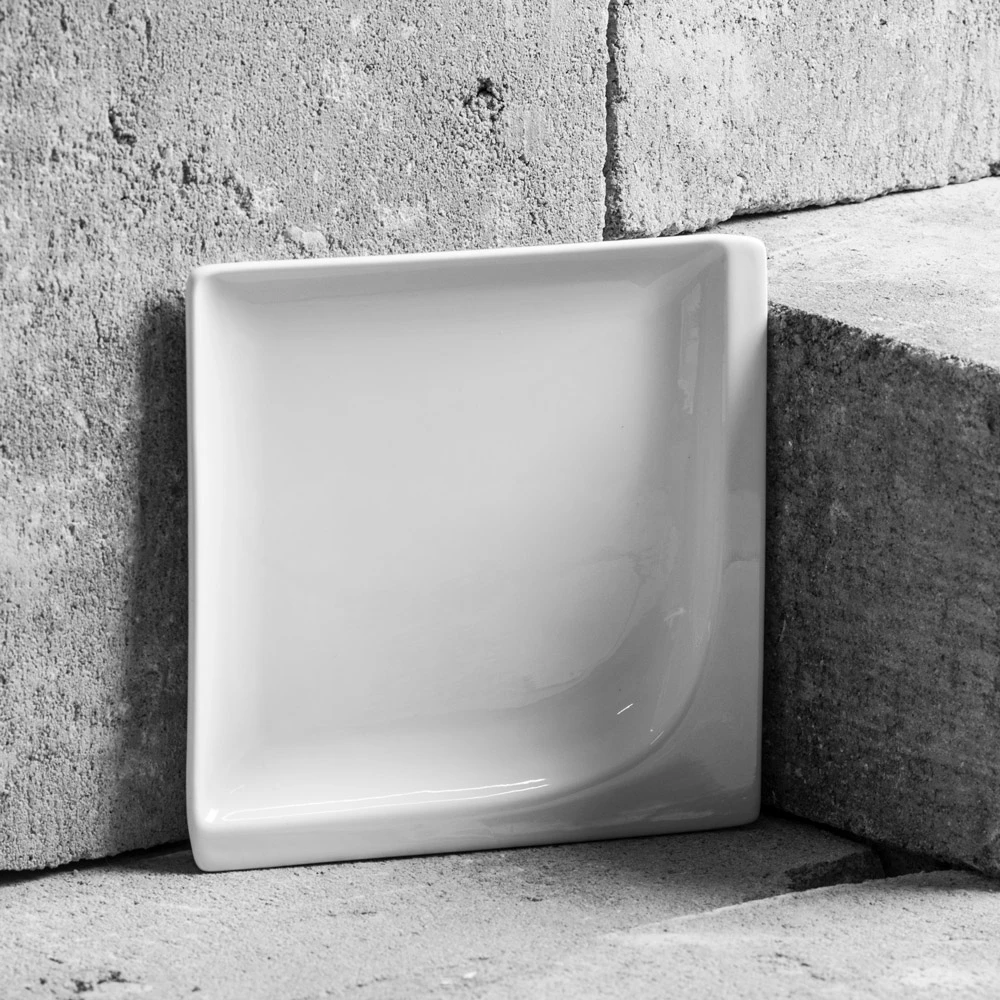 Monaco porcelianinė kvadratinė desertinė lėkštė 14 x 14 cm AMBITION
