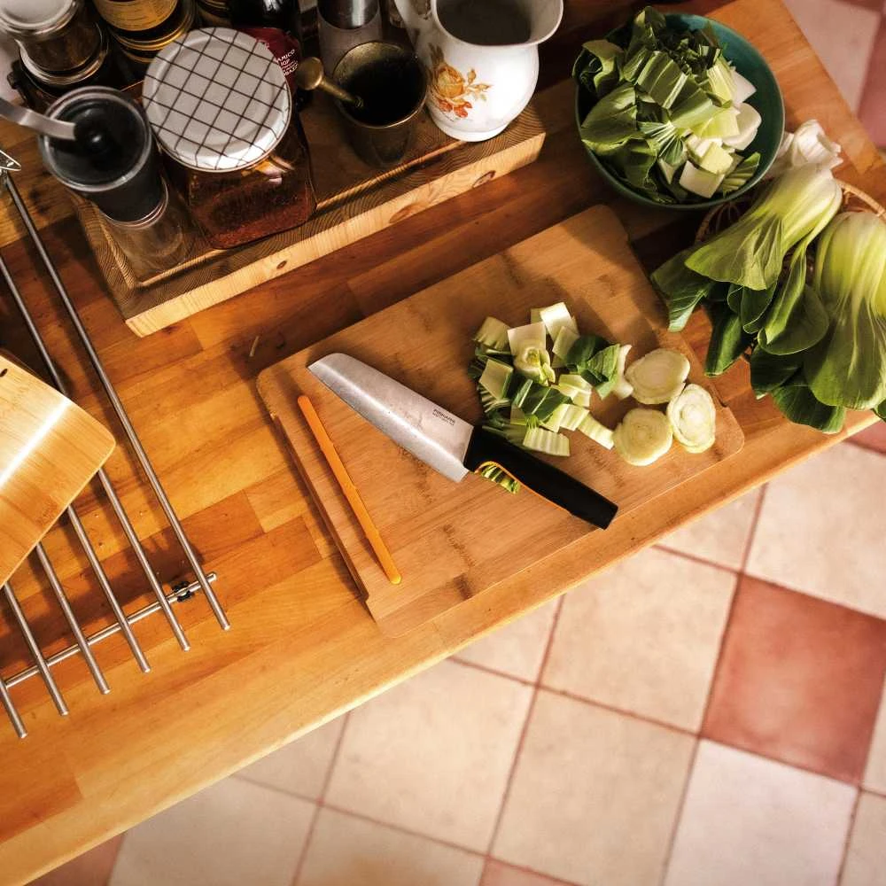 Fiskars Functional Form Santoku peilis