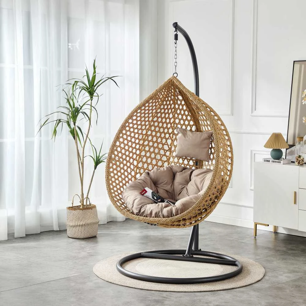 Pranciškaus kokono pakabinama kėdė smėlio spalvos PATIO