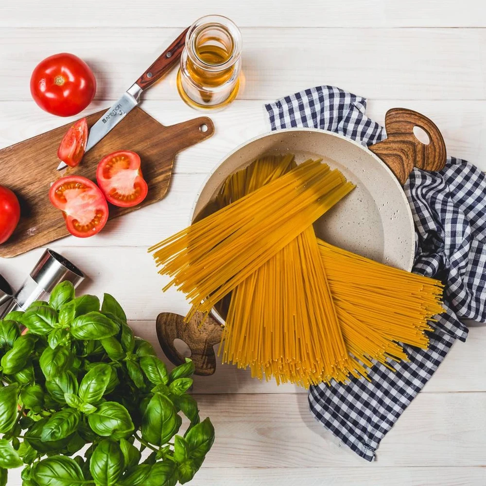 Puodų, keptuvių ir įrankių rinkinys AMBITION su Pfluon Cookmark™ Nature danga, 15 vnt.