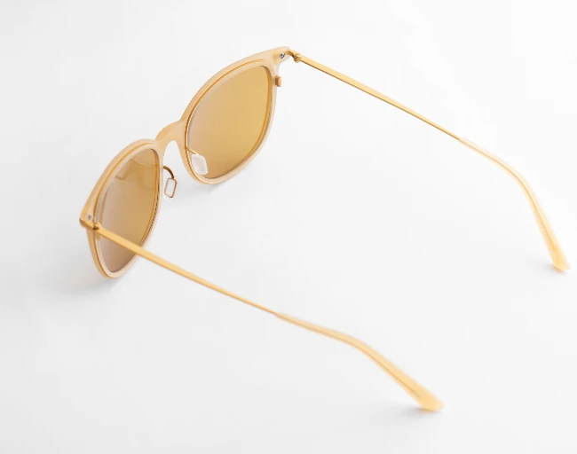 "Hyperlight Eyewear" akiniai, smėlio spalvos