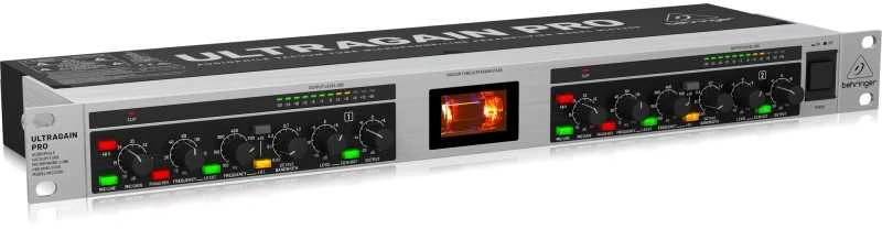 „Behringer MIC2200 V2“ vamzdinis mikrofono išankstinis stiprintuvas