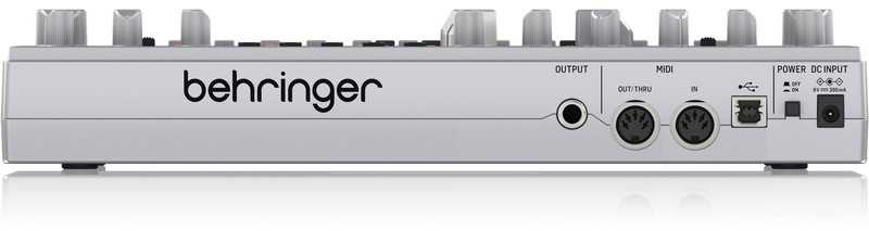 Behringer TD-3-SR bosų sintezatorius, sidabrinis