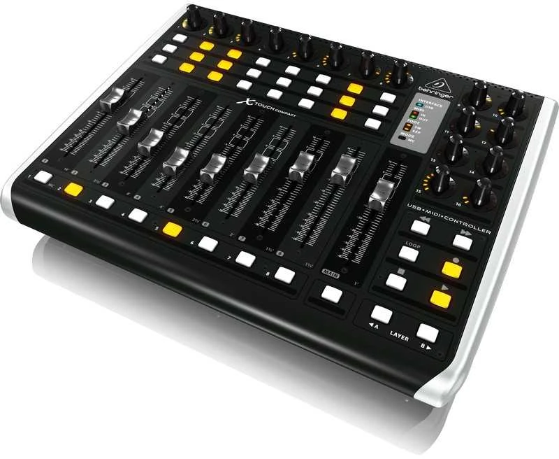 Behringer X-TOUCH kompaktiškas DDA valdiklis