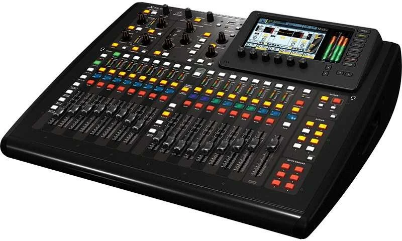 Behringer X32 Compact 40 kanalai 10 – 22000 Hz Juoda