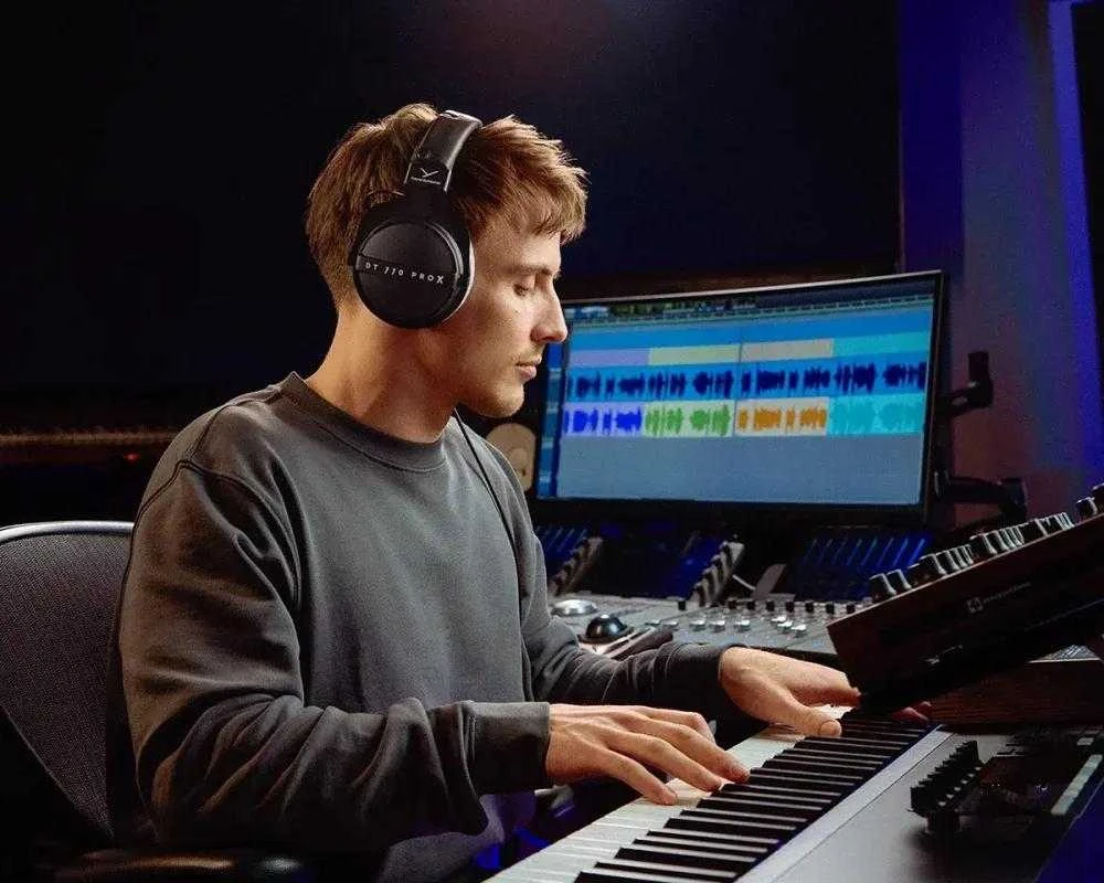 Beyerdynamic DT 770 PRO X Studio ausinės uždaros sistemos | Beyerdynamic