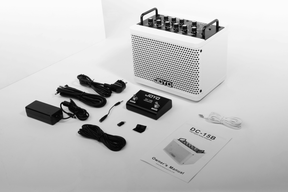 JOYO DC-15B - 15 W bosinės gitaros stiprintuvas