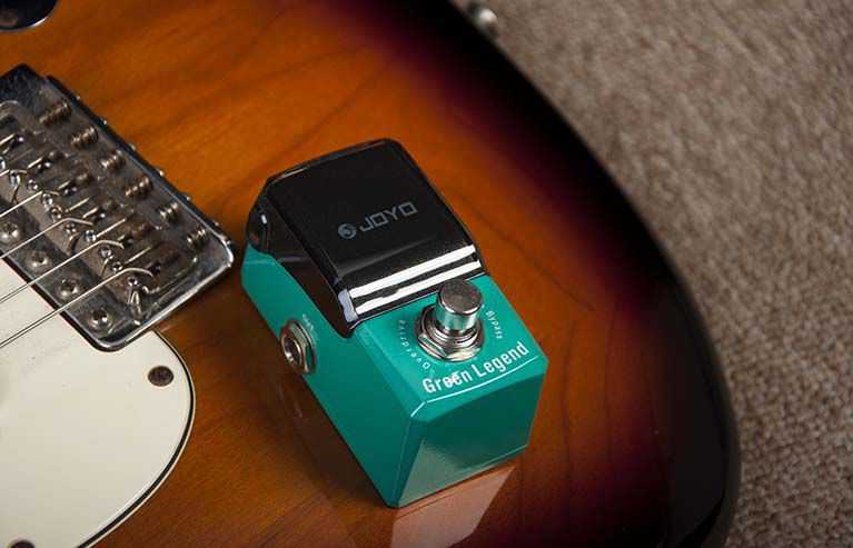 Joyo JF-319 Žalias Legend – gitaros efektas