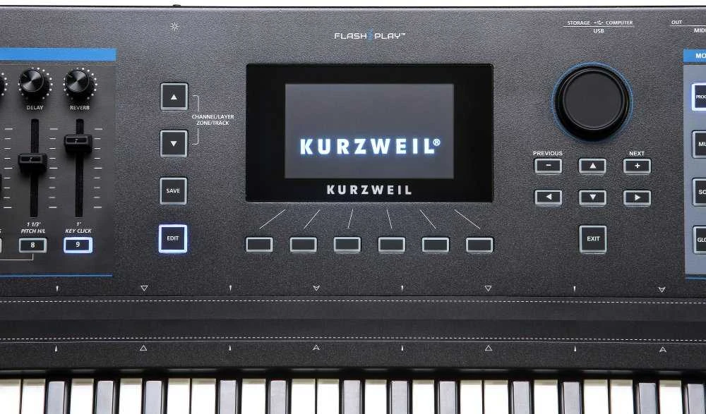 Kurzweil K2700 - sintezatorius/darbo stotis