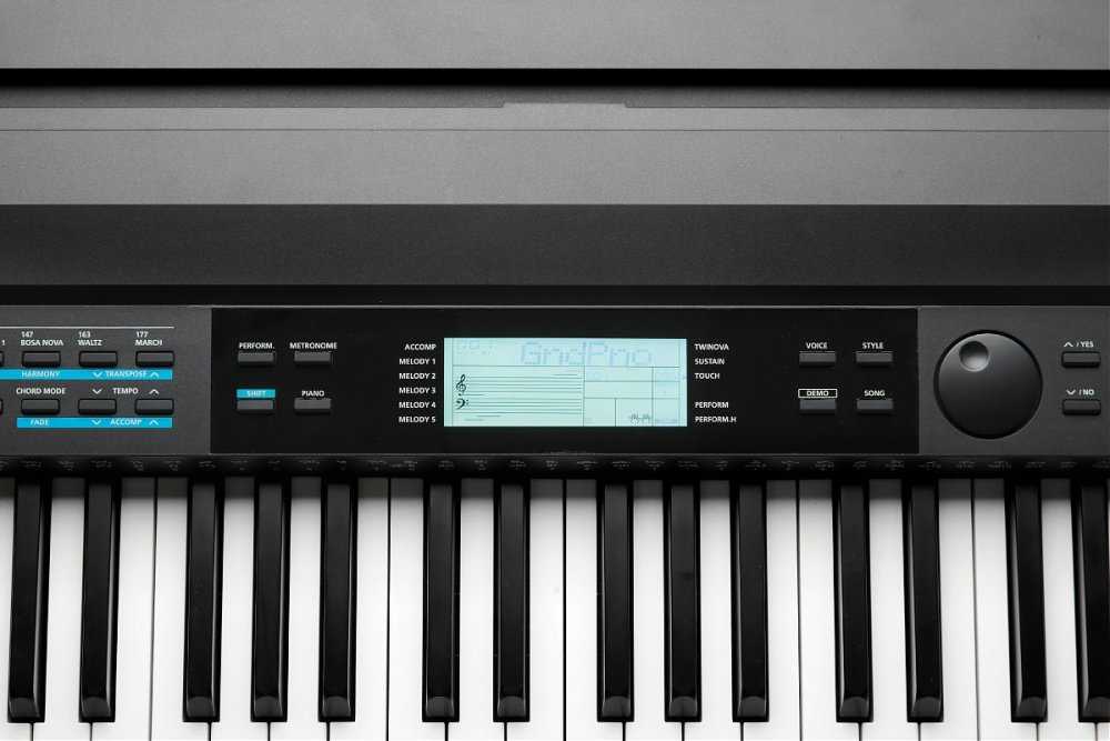 Kurzweil KA-120 – skaitmeninis pianinas