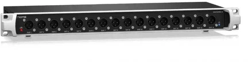 „Carruzzo Midas DN4816-O Modulis Stage Connect“ su 16 analoginių išėjimų ir „Ultranet I/O“
