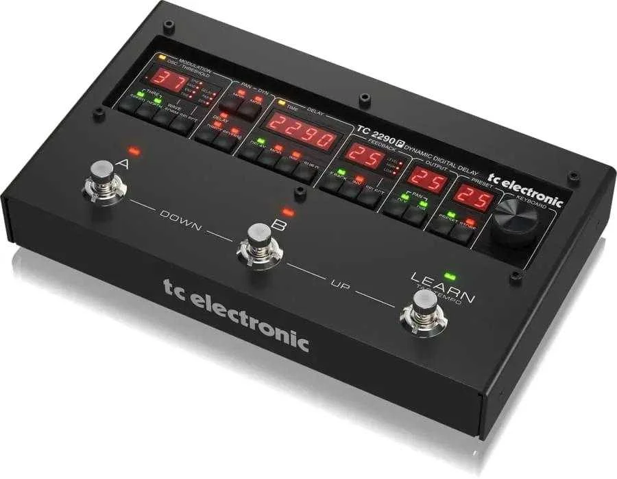 TCC TC Electronic 2290 P DYNAMIC DIGITAL DEL Efekt tipo uždelsimo/atgarsio efektas