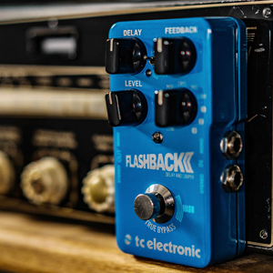 TC Electronic TC Electronic Flashback 2 - Efekt typu delay MASH