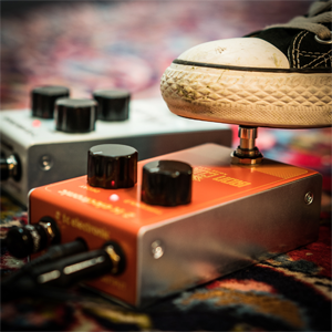TC Electronic Iron Curtain Noise Gate – gitaros efektas