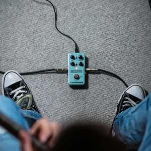 ギター tc electronic QUINTESSENCE HARMONIZER TC Electronic Quintessence Harmony – harmoninis efektas su
