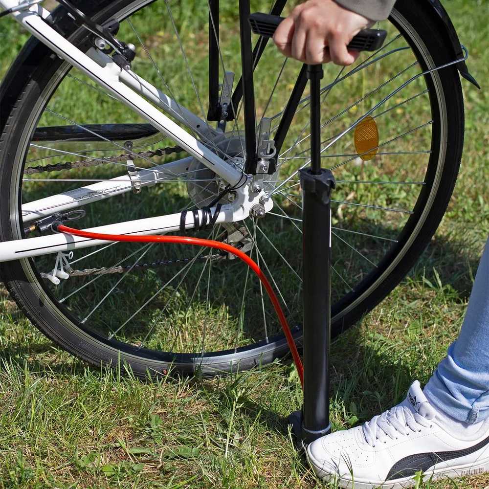 Active AUKŠTO SLĖGIO DVIRAČIO SIURBLYS, INSTRUKCIJA, GRINDYS, DIRBTUVĖ