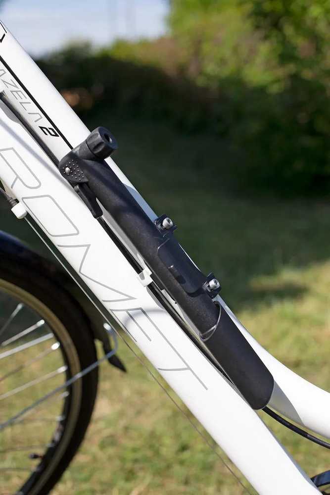 Be-active MINI NEŠIOJAMAS DVIRAČIO SIURBLAS, RANKINĖLIS, RĖMUI SU TELSKOPINE DVIRAČIO RANKENA