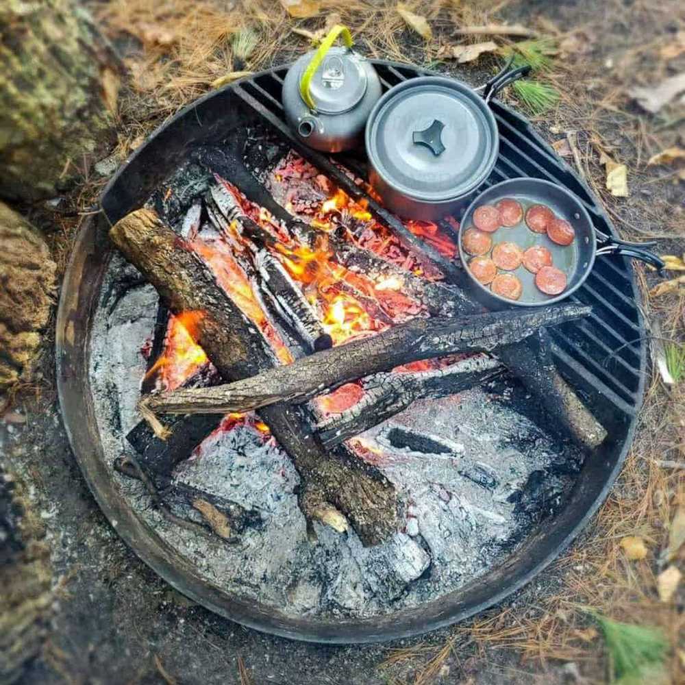 Turistinis indų ir įrankių rinkinys Be-active.pl ZG5-03, juoda