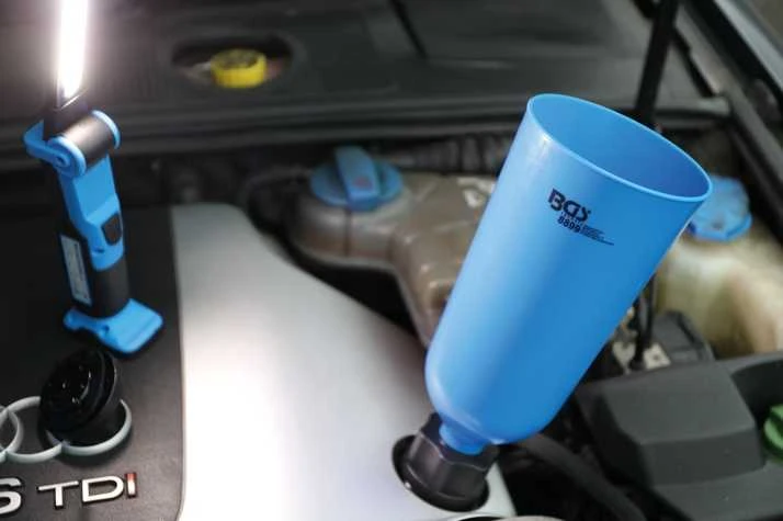 Bgs Technic Alyvos piltuvas su bajonetiniu adapteriu | VAG, Mercedes-Benz, BMW, Porsche, Volvo (8899)