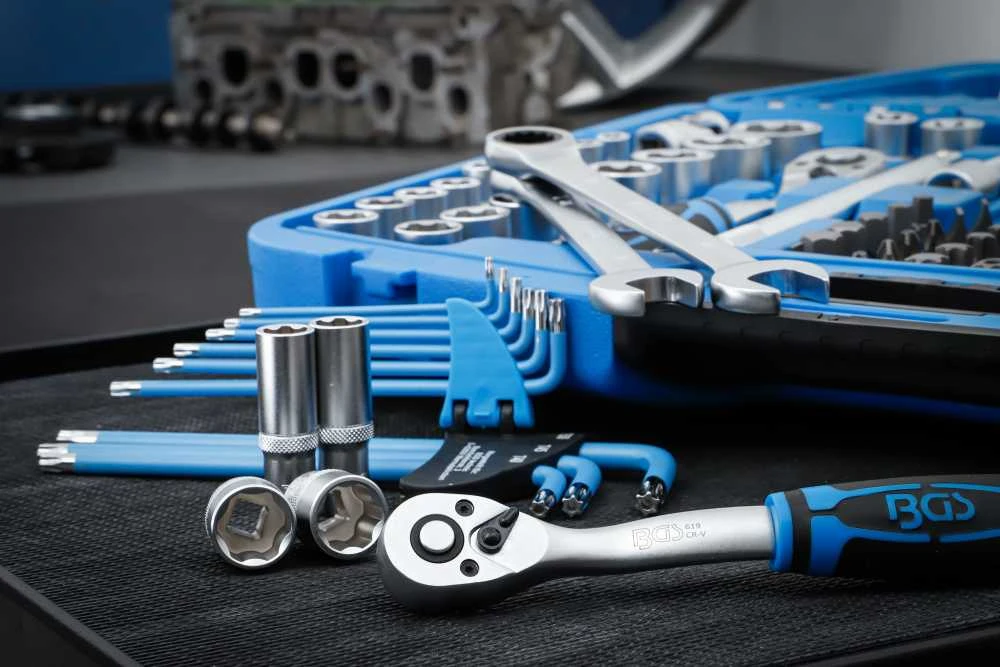 Bgs Technic Galvučių ir raktų komplektas | terkšliniai veržliarakčiai | 6,3 mm (1/4") / 10 mm (3/8") / 12,5 mm (1/2") | 218 vnt. (8820)