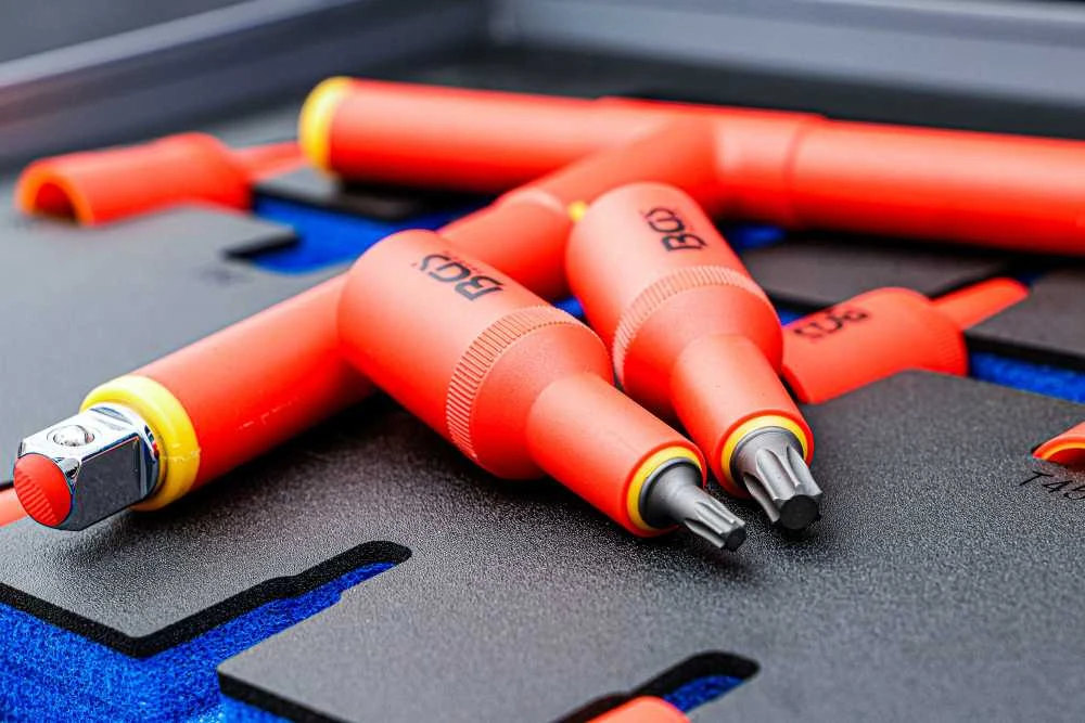 Bgs Technic Įrankių dėklas 2/3: VDE įpresuotų antgalių rinkinys | 12,5 mm (1/2") | T-Star (Torx) T20 - T55 | 10 vnt. (70217)