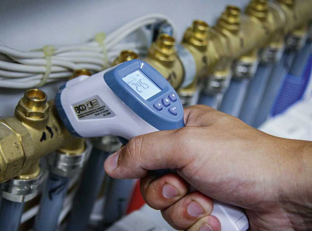 Bgs Technic Kaktos termometras bekontaktis – IR žmonėms ir objektams – LCD (6007)