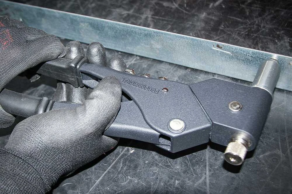Bgs Technic Kniediklis srieginėms ir standartinėms kniedėms | daug padėčių (438)