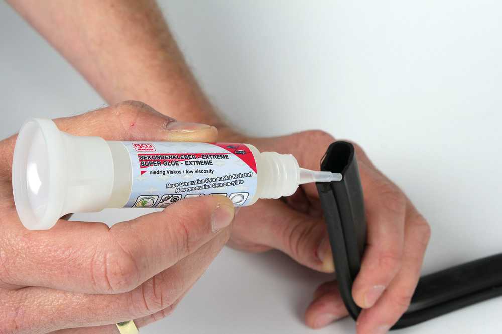 Bgs Technic Superglue klijai | Vidutinis klampumas | Buteliukas su stovu 25 g (80607)