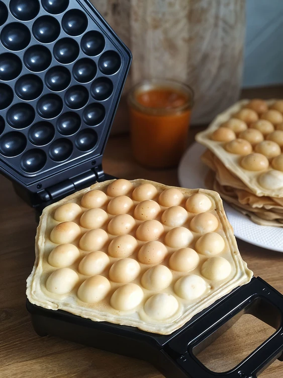 Vaflinė Toya Sa Poland Burbulinių vaflių gamintojas, 700W, nelipni danga, vaflių mašina