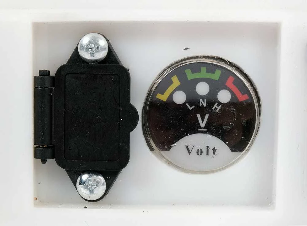 YATO purkštuvas 16L AKU + SOLAR