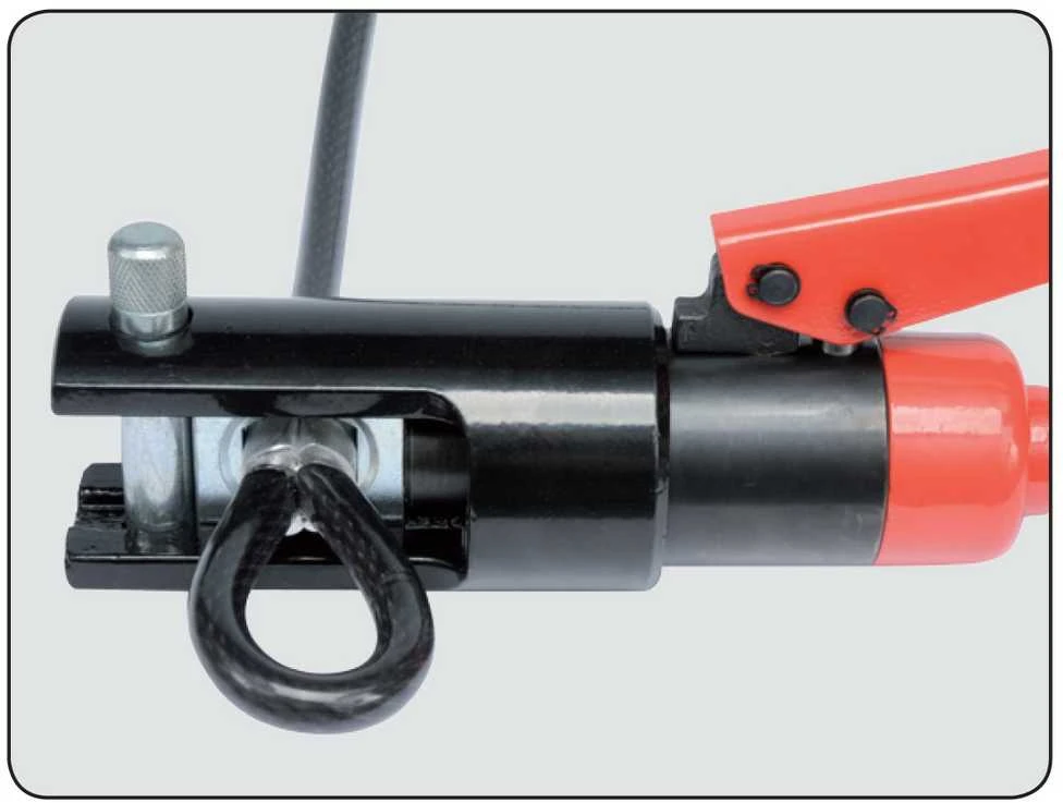 Hidraulinės antgalių užspaudimo ir suveržimo žnyplės Yato YT-22861. 16–240 mm2