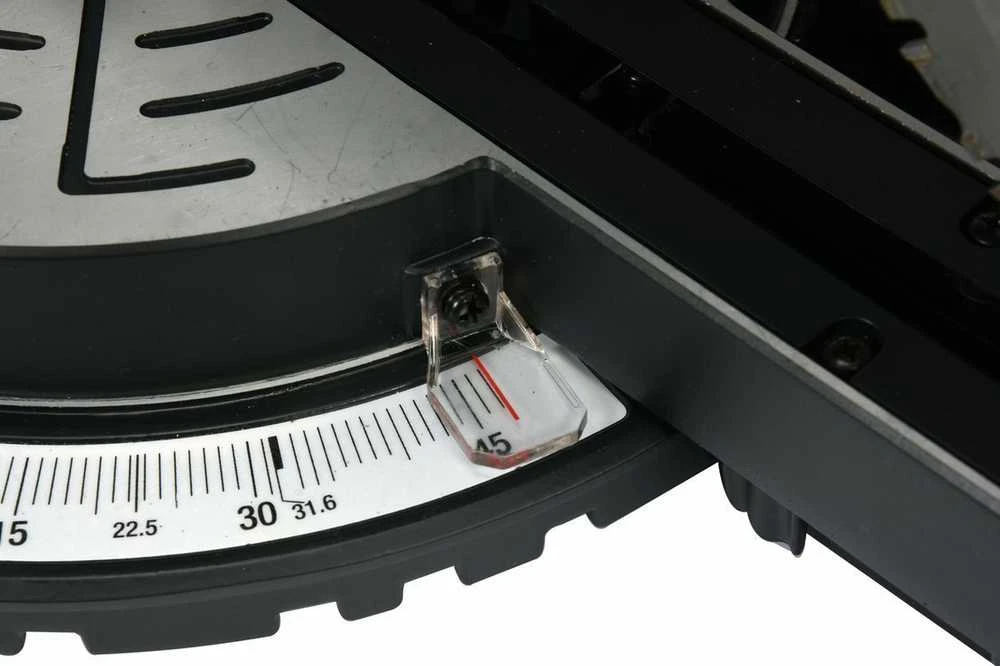 Skersinio pjovimo staklės Yato YT-82174