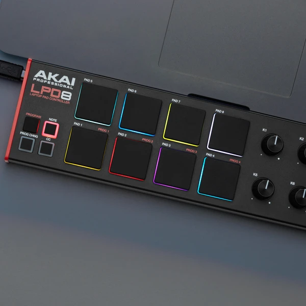 MIDI Valdiklis - AKAI LPD 8 MKII 8 mygtukai 8 rankenėlės Raudona/Juoda
