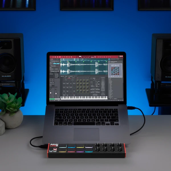 MIDI Valdiklis - AKAI LPD 8 MKII 8 mygtukai 8 rankenėlės Raudona/Juoda