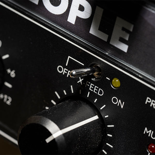 Lake People G111 MKII - Ausinių stiprintuvas