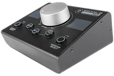 Mackie Big Knob Studio - Aktyvus lygio valdiklis 3x2 monitoriams