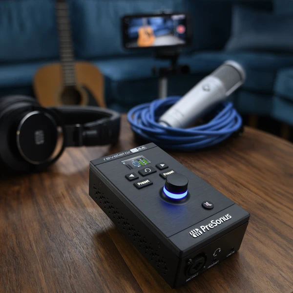 Presonus Revelator io44 – USB-C GARSO SĄSAJA