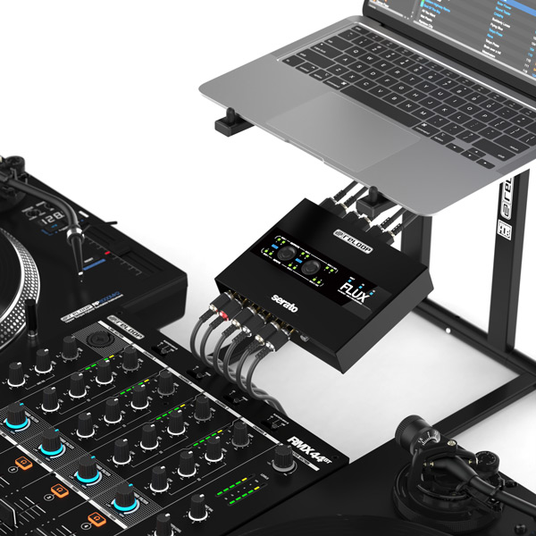 REP Reloop Flux 3.0 kanalai USB