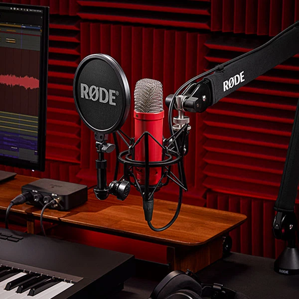 Rode RØDE NT1 Signature Raudona - condenser microphone