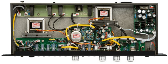 Warm Audio Šiltas audio tb12 juodas - mikrofono pirminis stiprintuvas