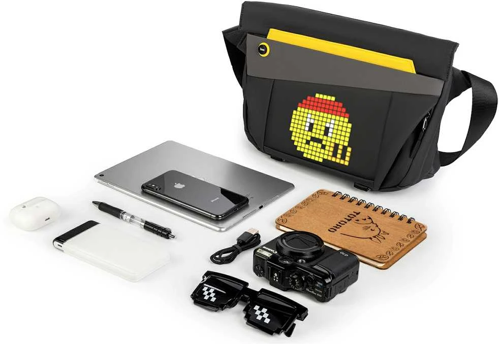 Divoom Pixoo Sling Bag V Premium Laikapstākļu izturīga soma ar Led Pixel Art Displeju & App vadību Melna
